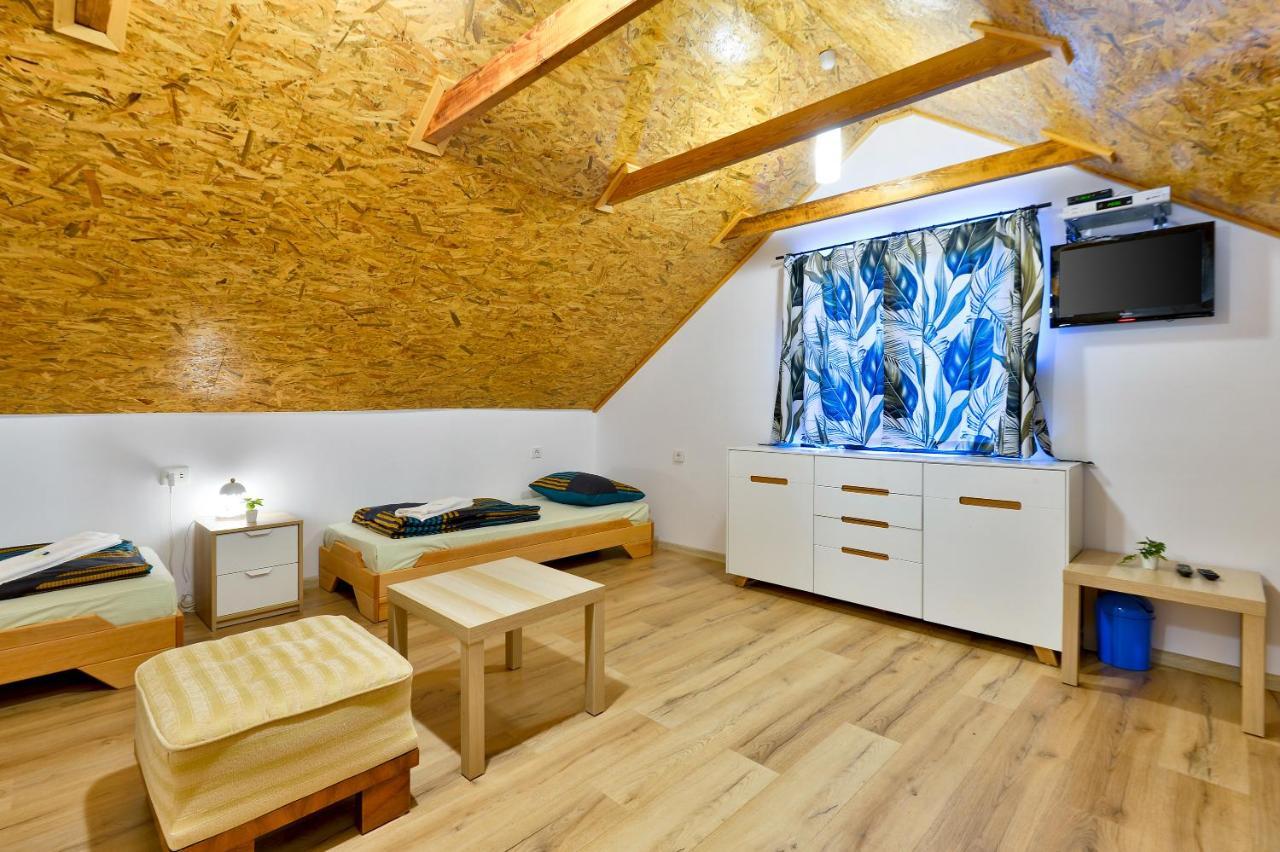 Вилла Jungle House With Private Pool And Hot Tub Sveti Ivan Zelina Экстерьер фото