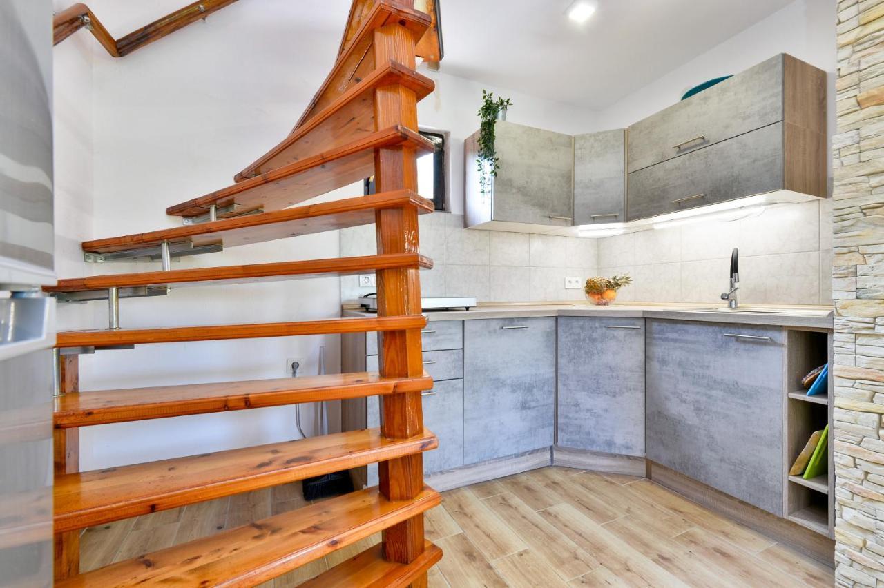 Вилла Jungle House With Private Pool And Hot Tub Sveti Ivan Zelina Экстерьер фото